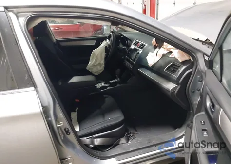 2016 Subaru Outback 2.5I Premium z USA, uszkodzony, nr VIN 4S4BSBFC7G3346566